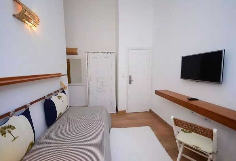 Отель Saint Tropez Praia