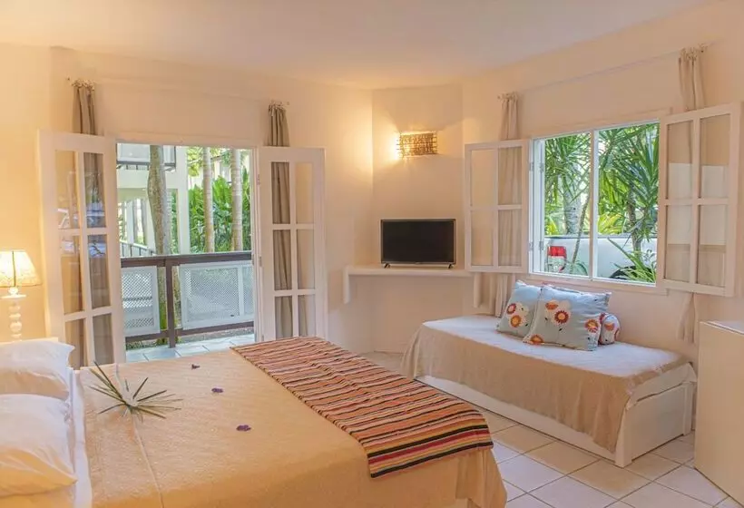 Отель Saint Tropez Praia