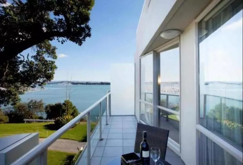 فندق VR Takapuna