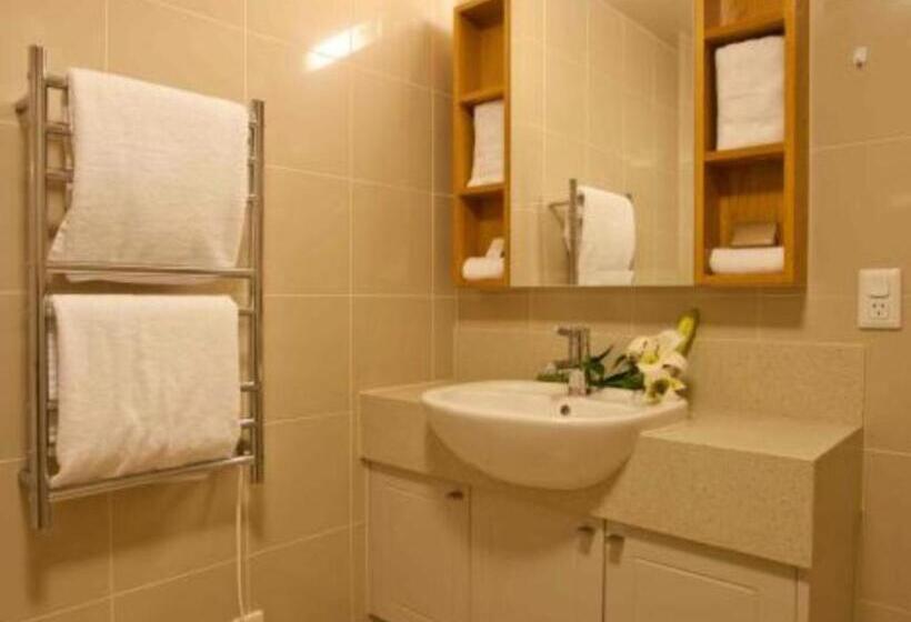 فندق VR Takapuna