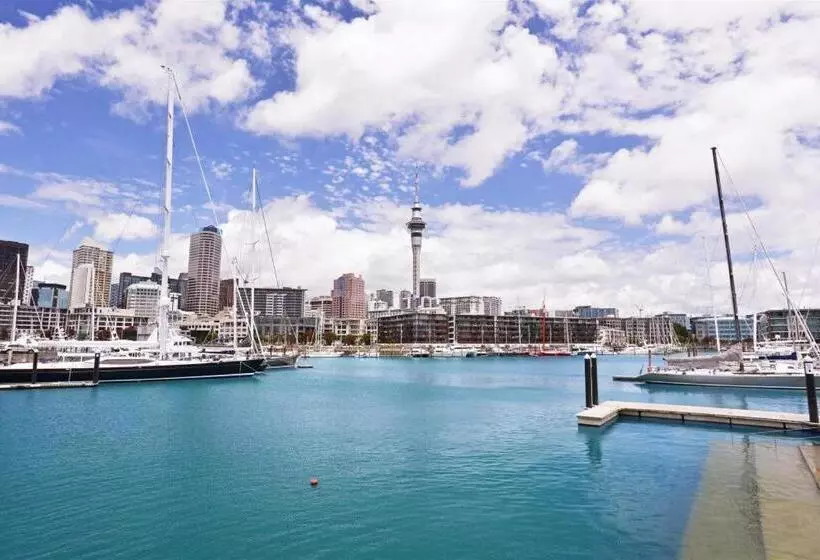 فندق VR Takapuna