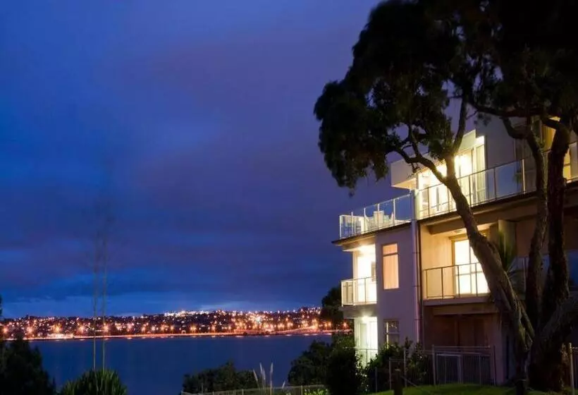 فندق VR Takapuna