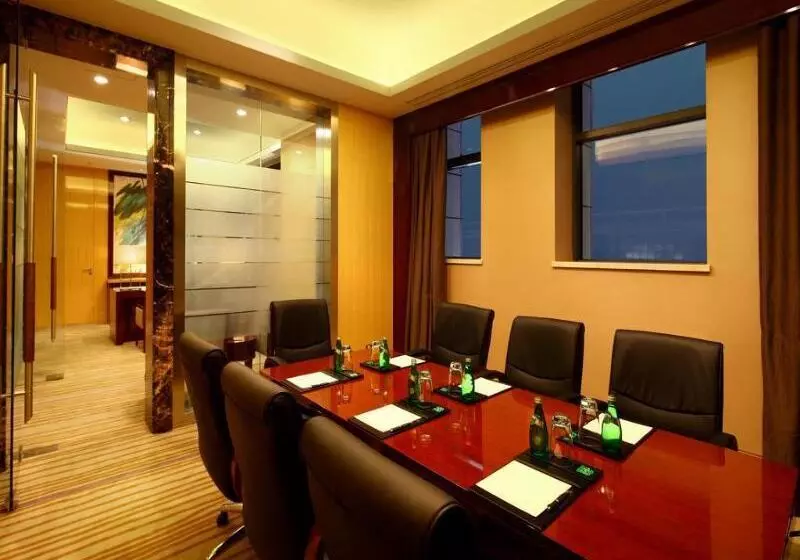 هتل Wanda Realm Taizhou
