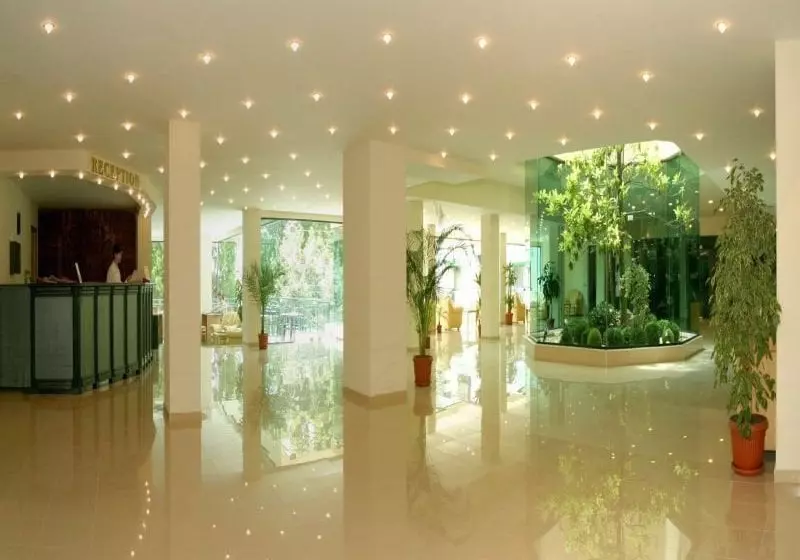 Hotelli Complex Magnolia