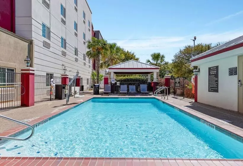 Candlewood Suites San Antonio Downtown, An Ihg