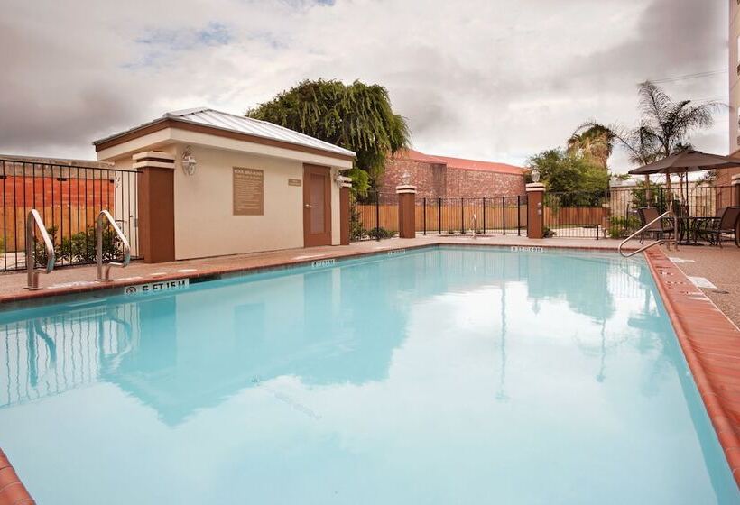 Candlewood Suites San Antonio Downtown, An Ihg