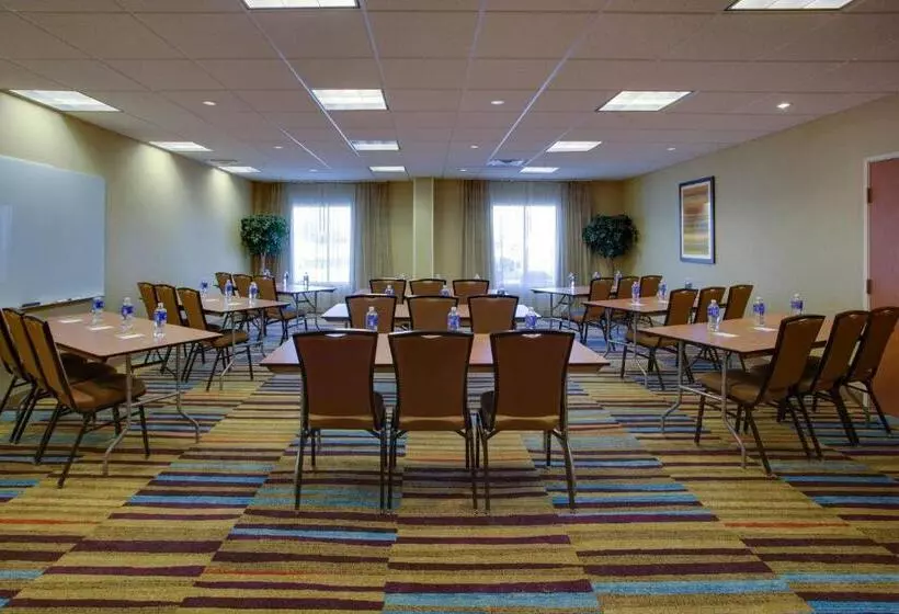 Fairfield Inn & Suites By Marriott Edison South Plainfield