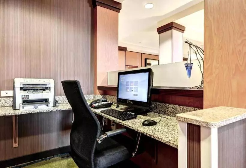Fairfield Inn & Suites By Marriott Edison South Plainfield