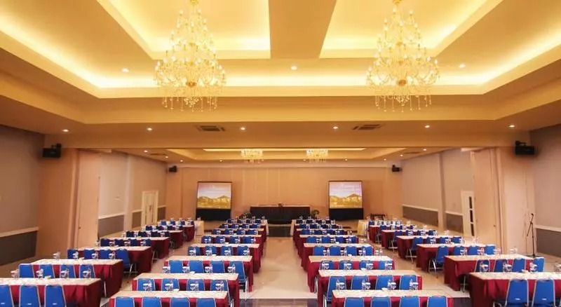 Gardenia Resort And Spa