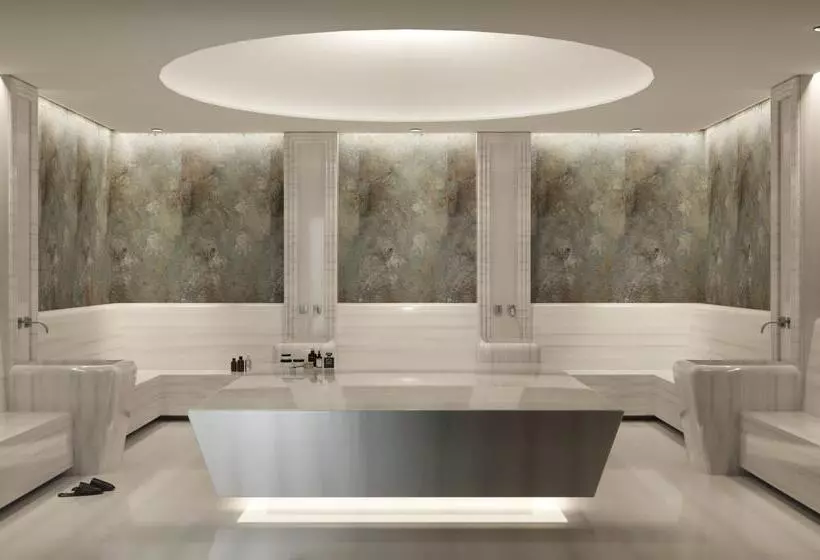 Отель Camelot Boutique