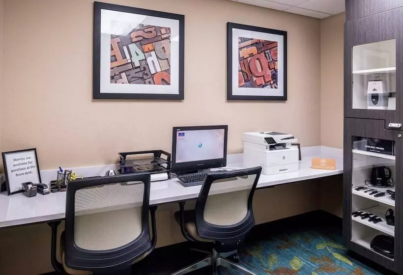 هتل Candlewood Suites Paducah, An Ihg