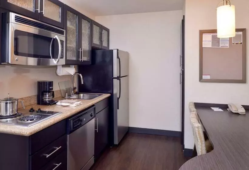 هتل Candlewood Suites Paducah, An Ihg