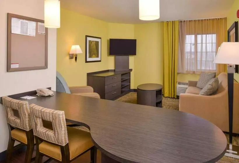 هتل Candlewood Suites Paducah, An Ihg