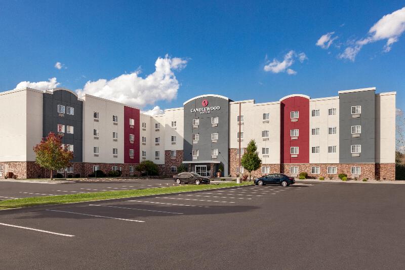 בית מלון כפרי Candlewood Suites Springfield North By Ihg