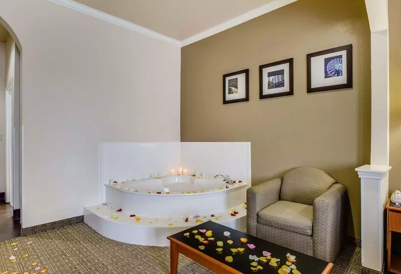 Hotelli Comfort Suites Deer Park Pasadena