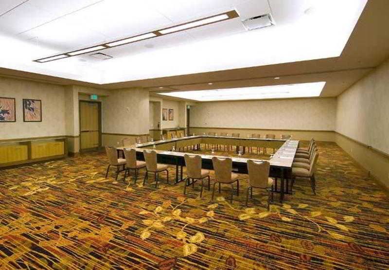 هتل Courtyard Indianapolis Downtown