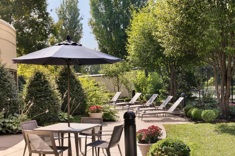 فندق Courtyard Lancaster