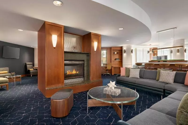 Otel Courtyard Lancaster