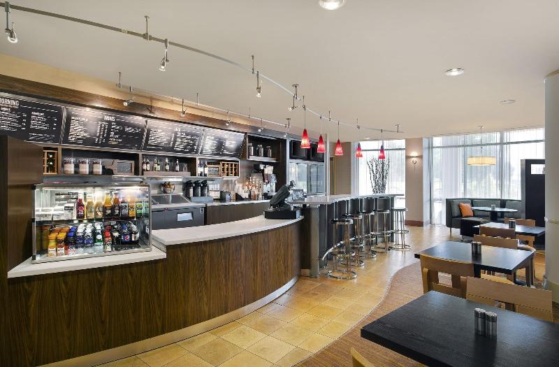 فندق Courtyard Lancaster