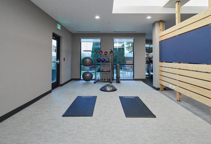 فندق Courtyard Medford Airport