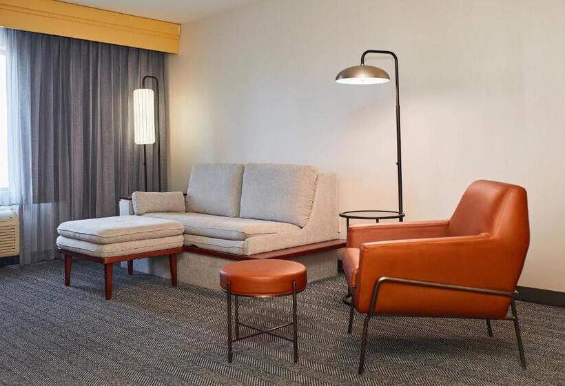 فندق Courtyard Medford Airport