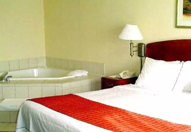 Отель Courtyard By Marriott Reno