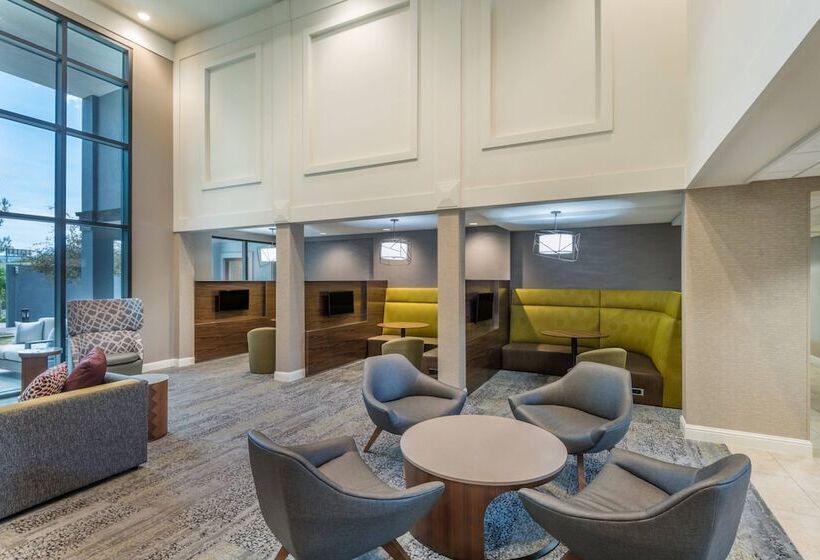 هتل Courtyard By Marriott Reno