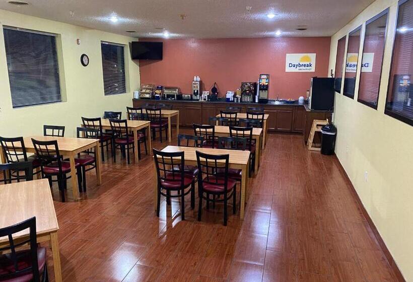 호텔 Days Inn By Wyndham Morton