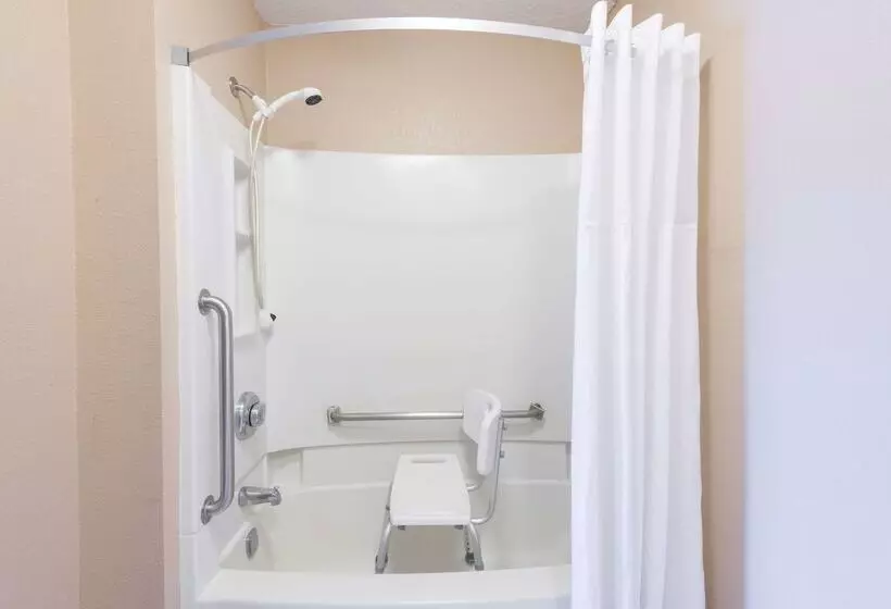 ホテル Days Inn By Wyndham Pittsburghharmarville