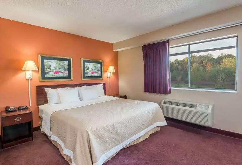 ホテル Days Inn By Wyndham Pittsburghharmarville