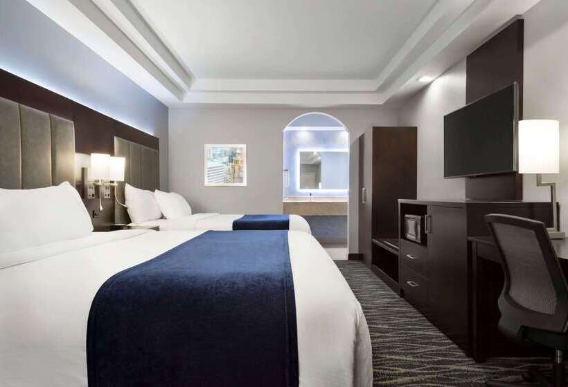 هتل Days Inn & Suites By Wyndham Houston Hobby Airport