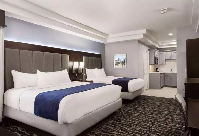 Hotel Days Inn & Suites By Wyndham Houston Hobby Airport