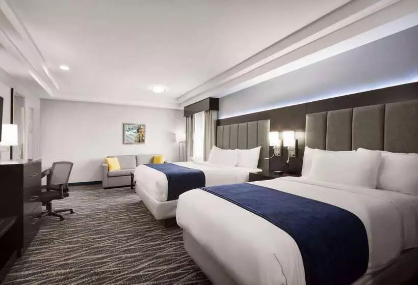 Hotel Days Inn & Suites By Wyndham Houston Hobby Airport