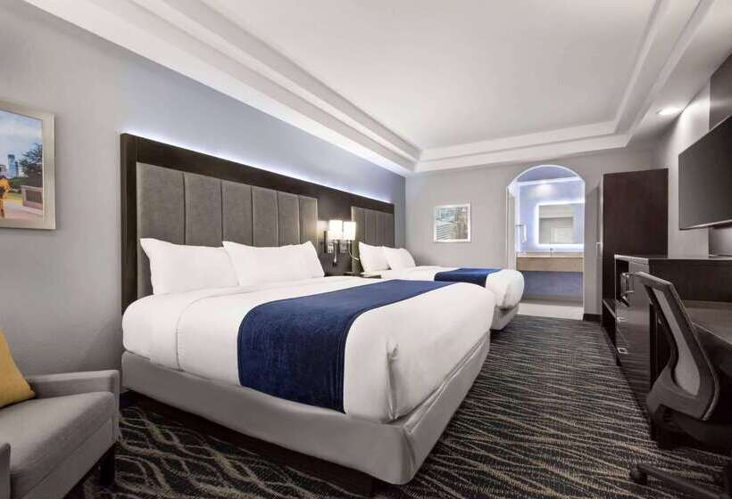 هتل Days Inn & Suites By Wyndham Houston Hobby Airport