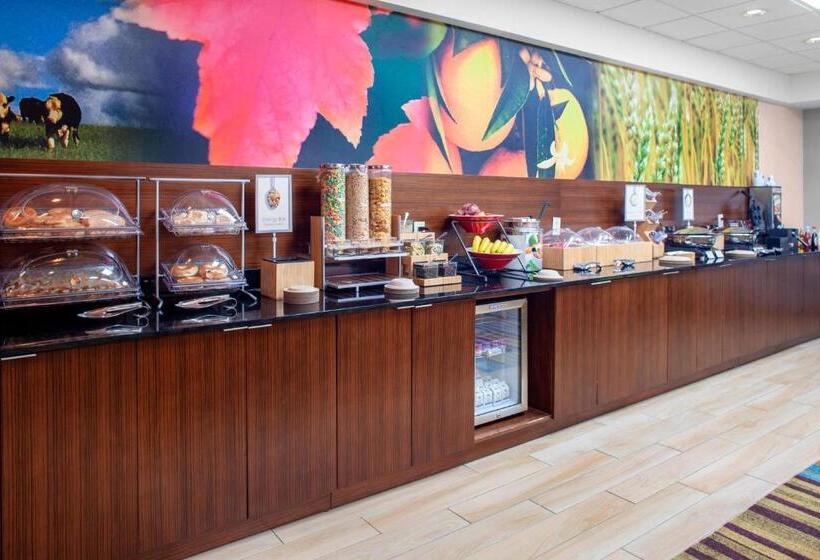 Macon Hotel & Suites