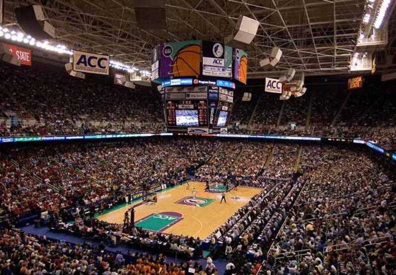 בית מלון כפרי Fairfield Inn & Suites Greensboro Wendover