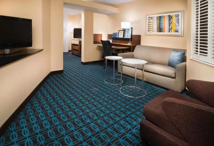 ホテル Fairfield Inn & Suites Idaho Falls