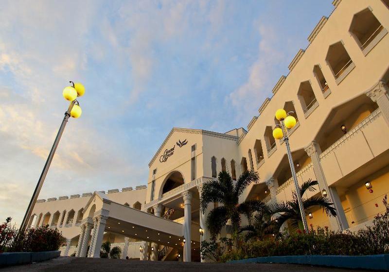 酒店 Grand Vista Boracay Resort & Spa