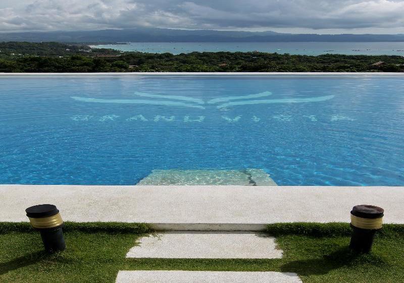 酒店 Grand Vista Boracay Resort & Spa