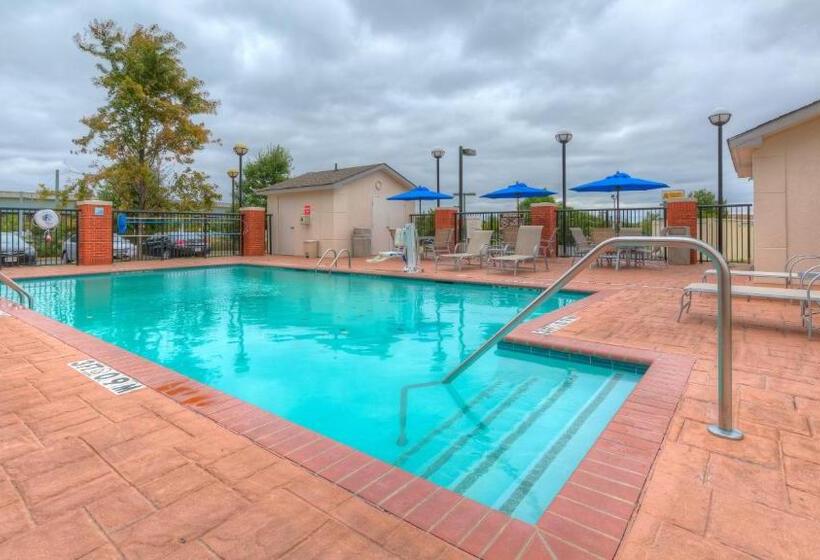 Holiday Inn Express Hotel & Suites Memphis Southwind, An Ihg