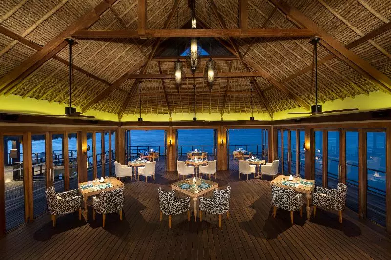 Отель Ozen Reserve Bolifushi Luxury All Inclusive