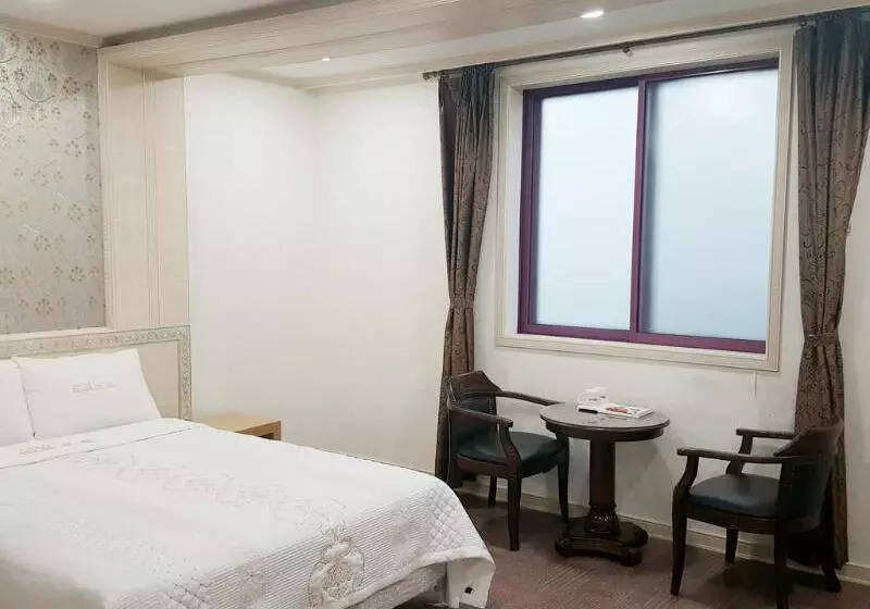 酒店 Parkwood Incheon Airport