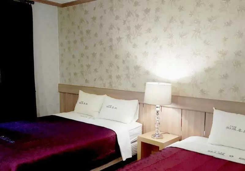 酒店 Parkwood Incheon Airport