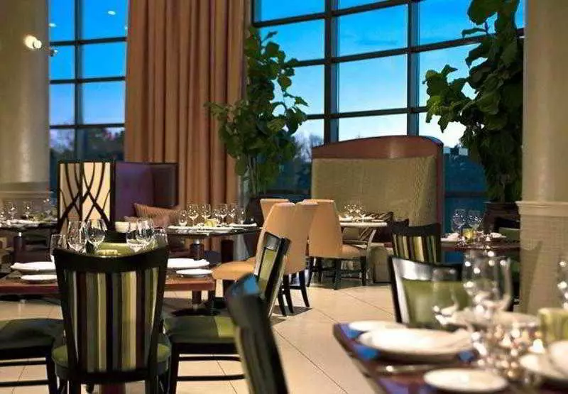 酒店 Renaissance Raleigh North Hills