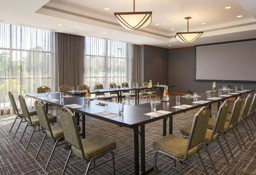 酒店 Renaissance Raleigh North Hills