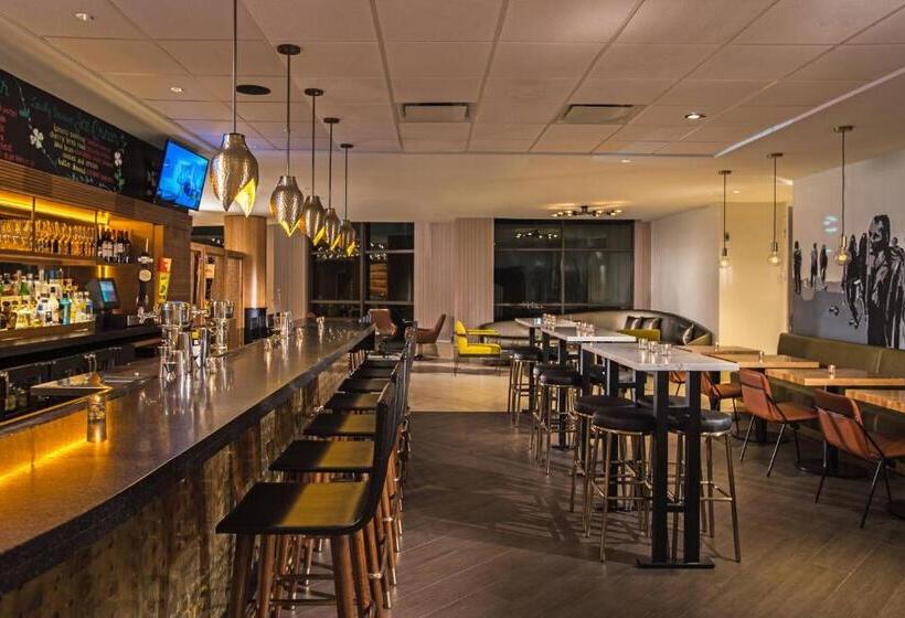 فندق Renaissance Raleigh North Hills