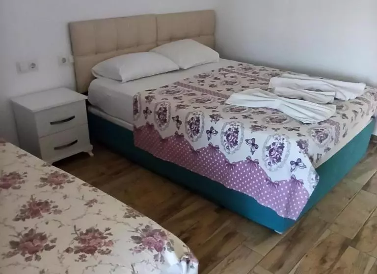 בית מלון כפרי Side Alya