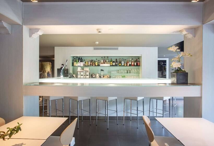 هتل & Spa Xalet Bringue