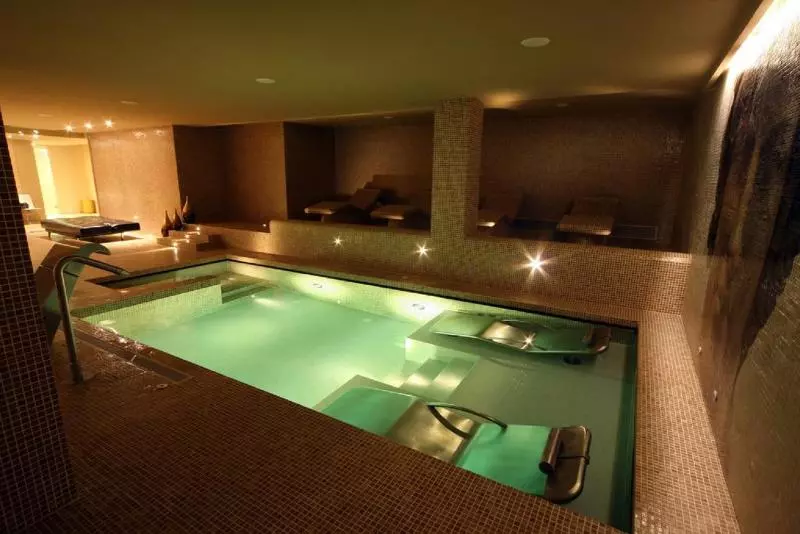 ホテル & Spa Xalet Bringue