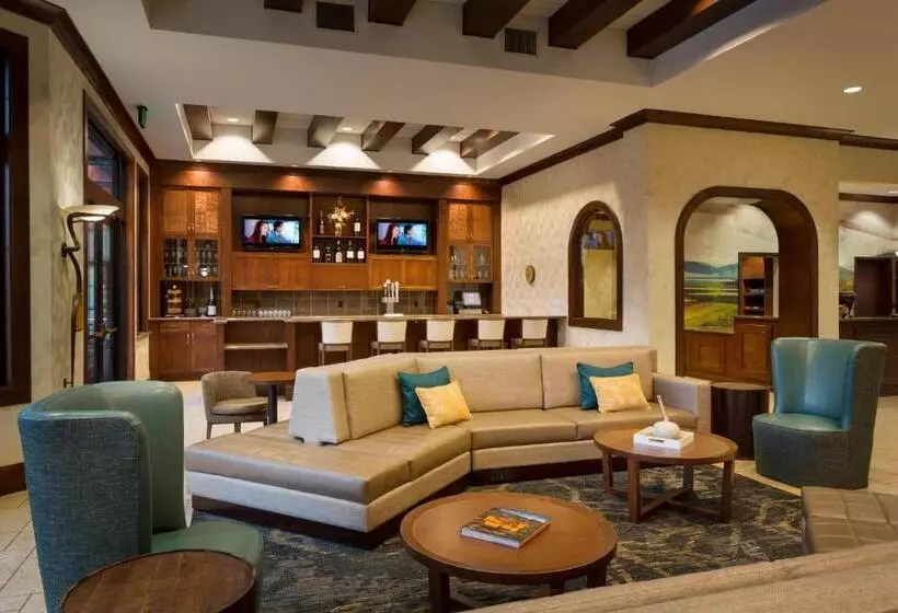 Отель Springhill Suites Napa Valley